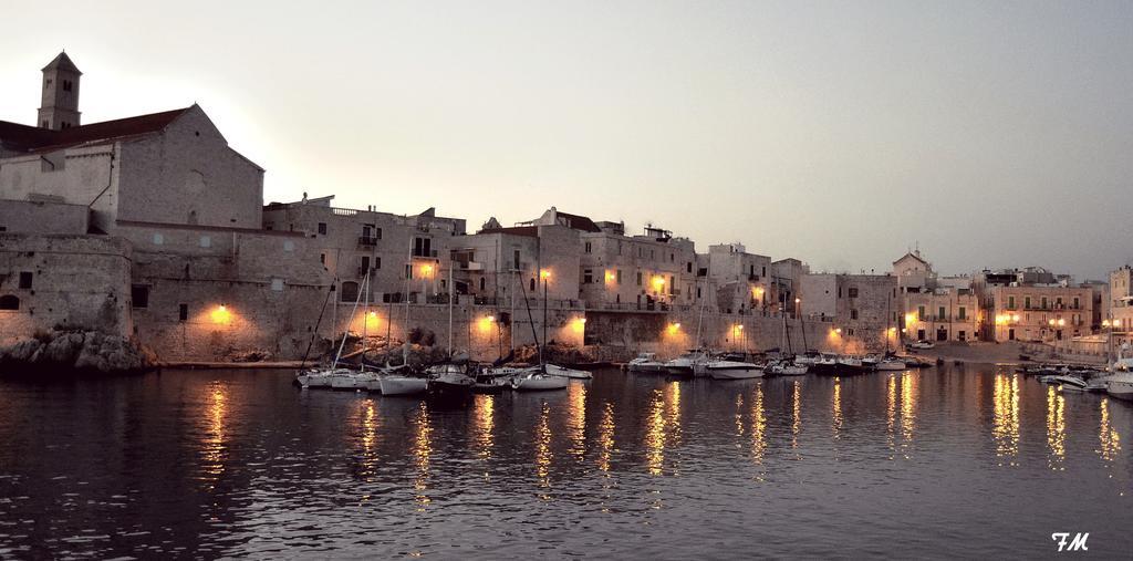 Il Da Vinci Casa Vacanze Giovinazzo Exteriör bild