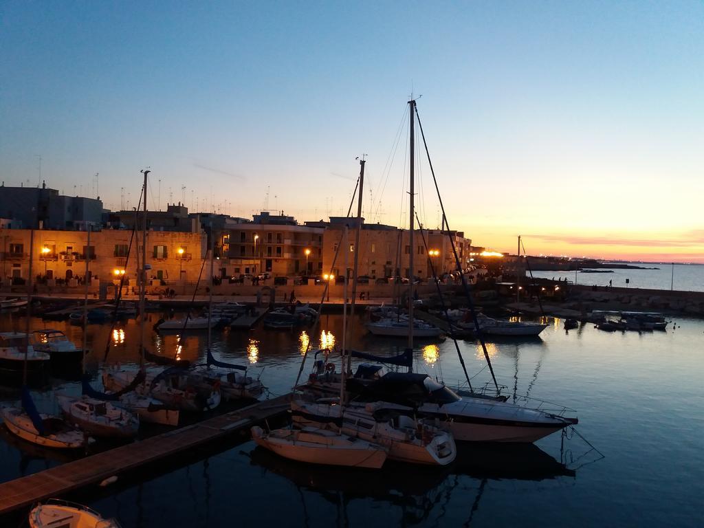 Il Da Vinci Casa Vacanze Giovinazzo Exteriör bild