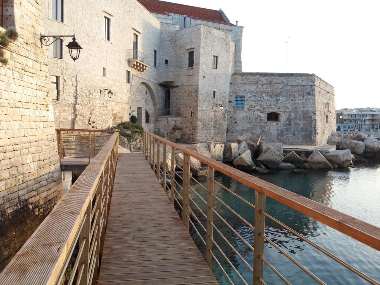 Il Da Vinci Casa Vacanze Giovinazzo Exteriör bild